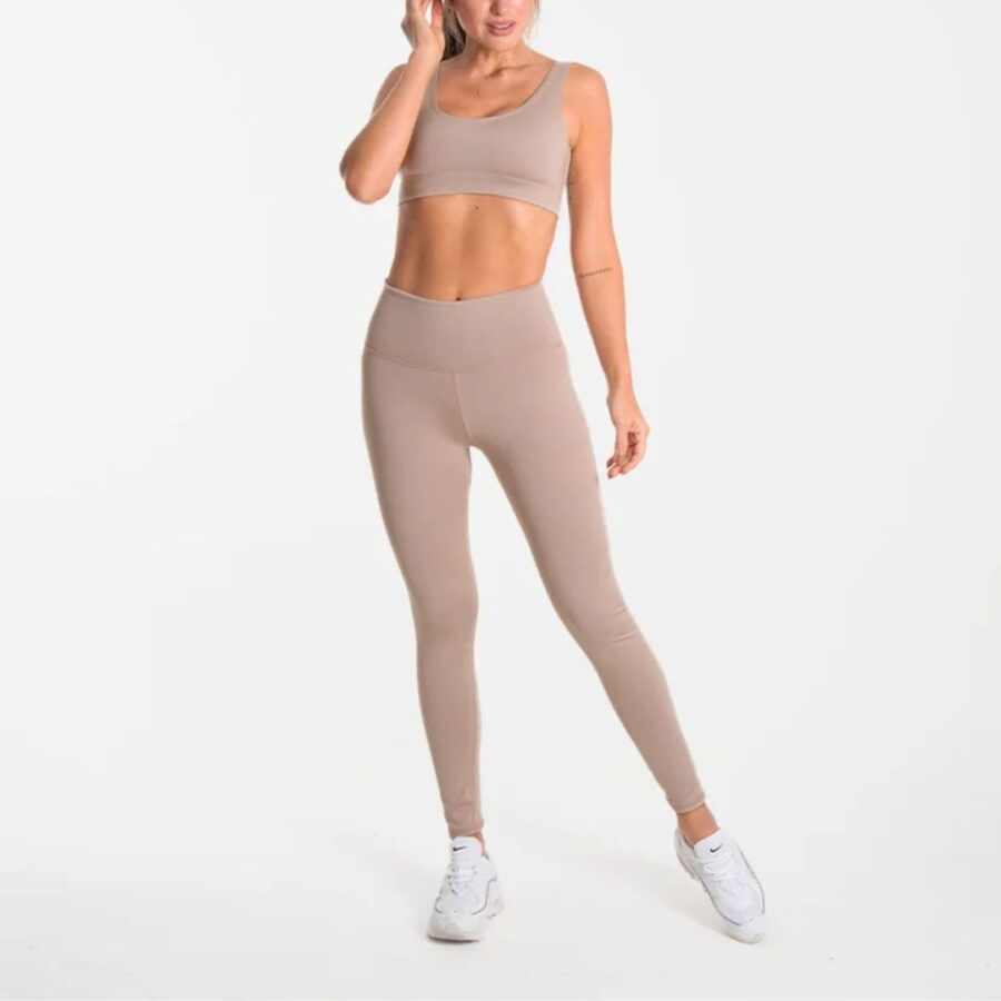 Set Top y Leggins - Image 2