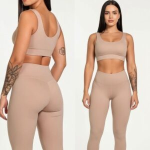 Set Essential Fit Top y Leggins
